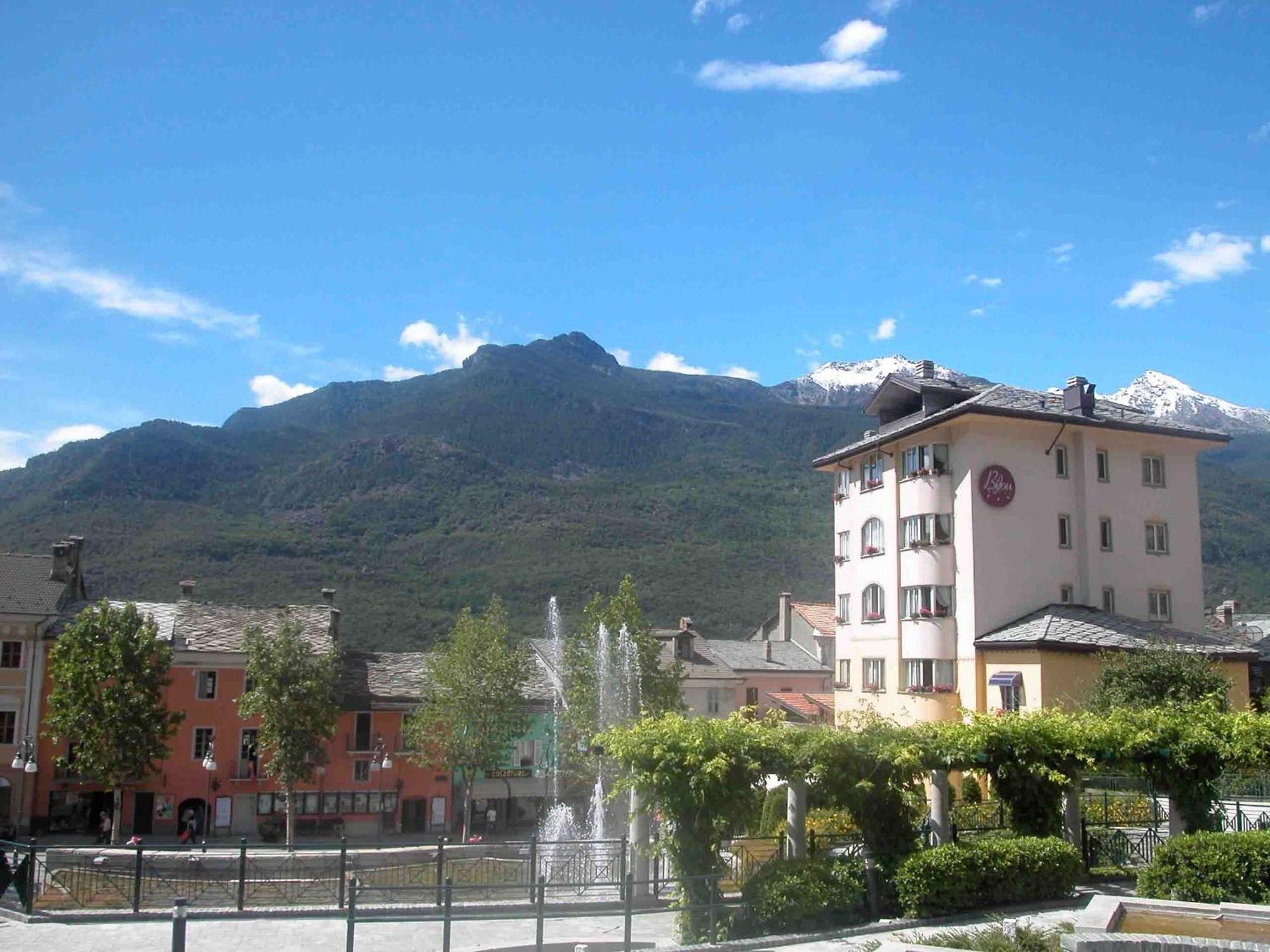 Bijou Hotel Saint-Vincent Exterior foto